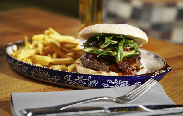 Burger als Klassiker der Elrado-House-Küche